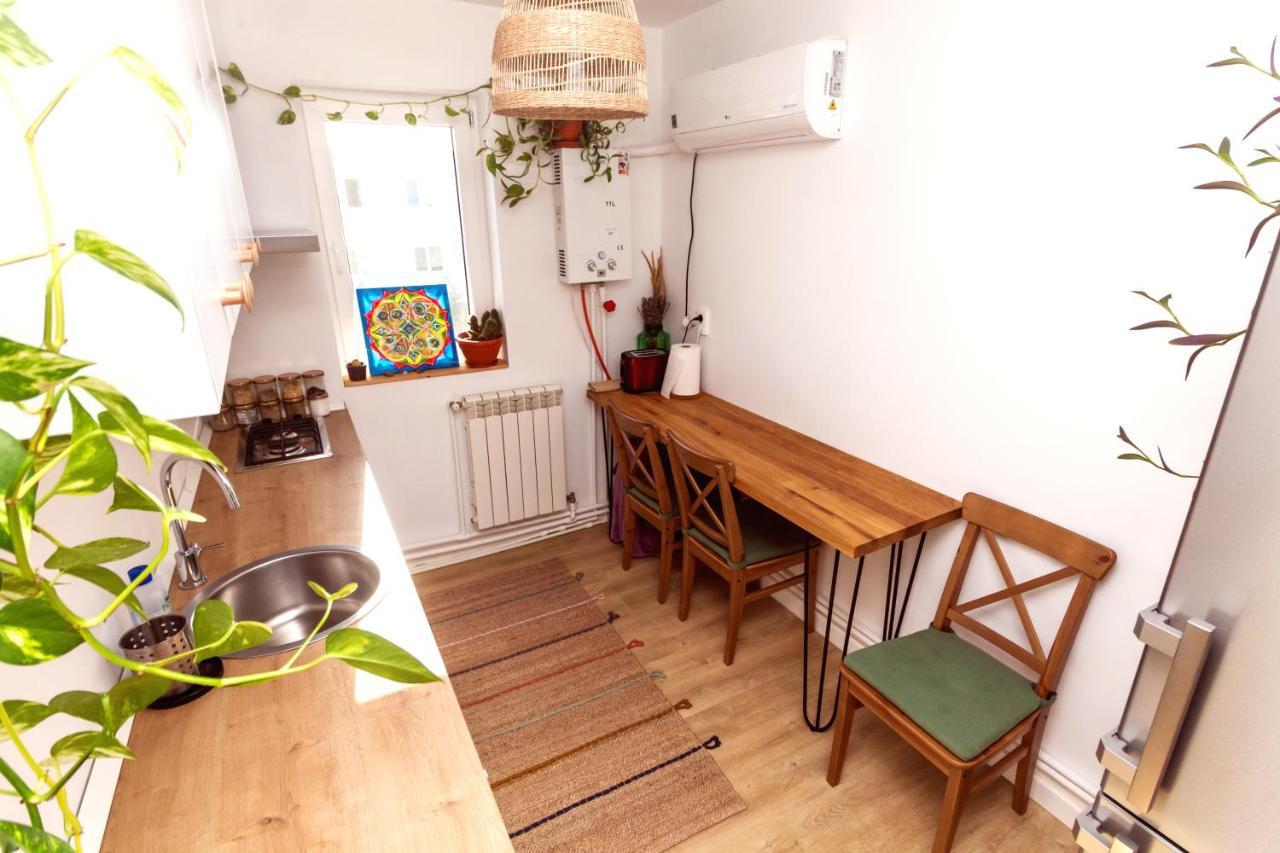 Apartamentul Cu Plante Etaj 4 Мангалия Екстериор снимка